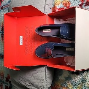 Hunter Navy Loafer
